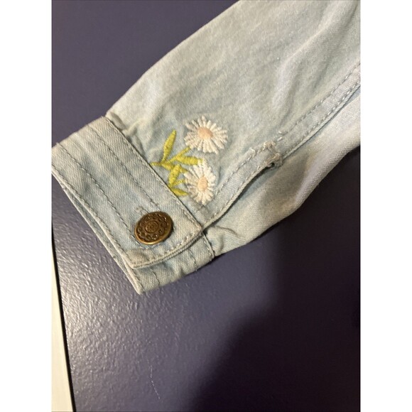 Girls Cupcakes and Cashmere Embroidered Love and Daisies Ruffled denim  2T - Picture 12 of 14